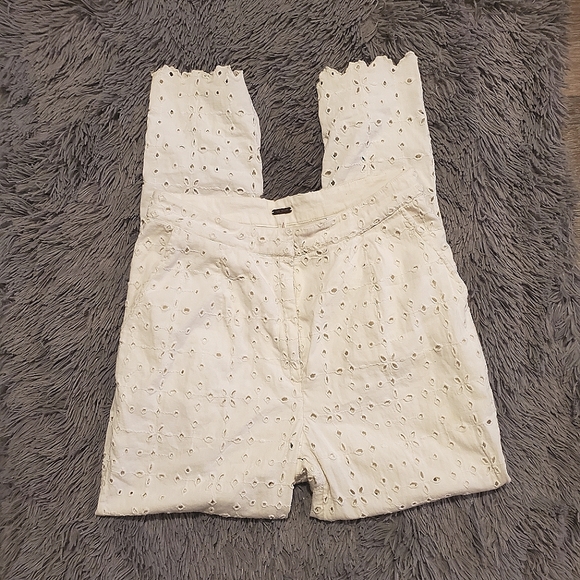 FREE PEOPLE Eyelet Skinny Pants Women's/Girl's - Picture 9 of 9
